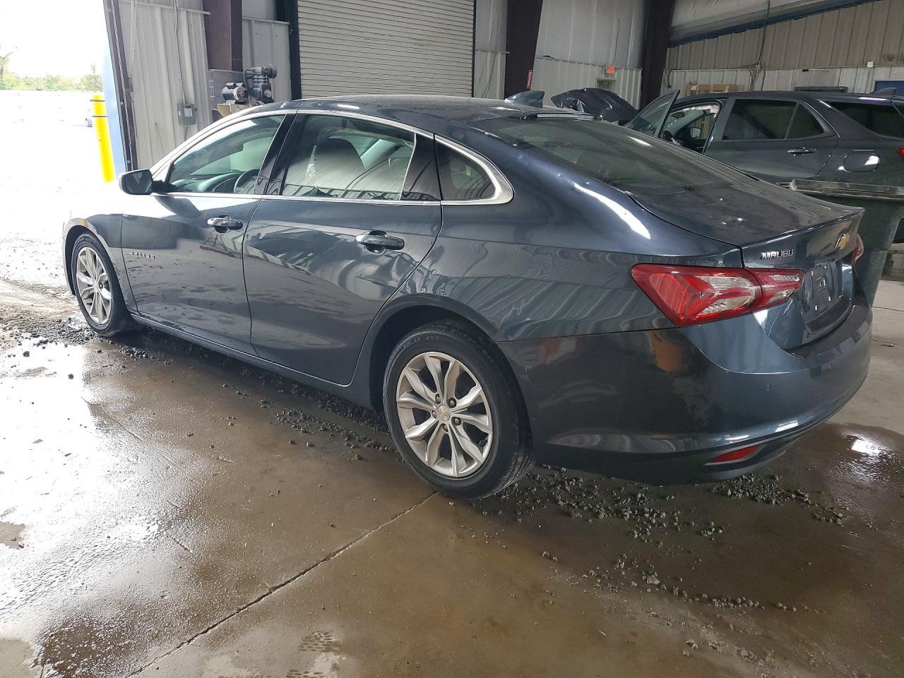 2021 Chevrolet Malibu Lt - Фото 2