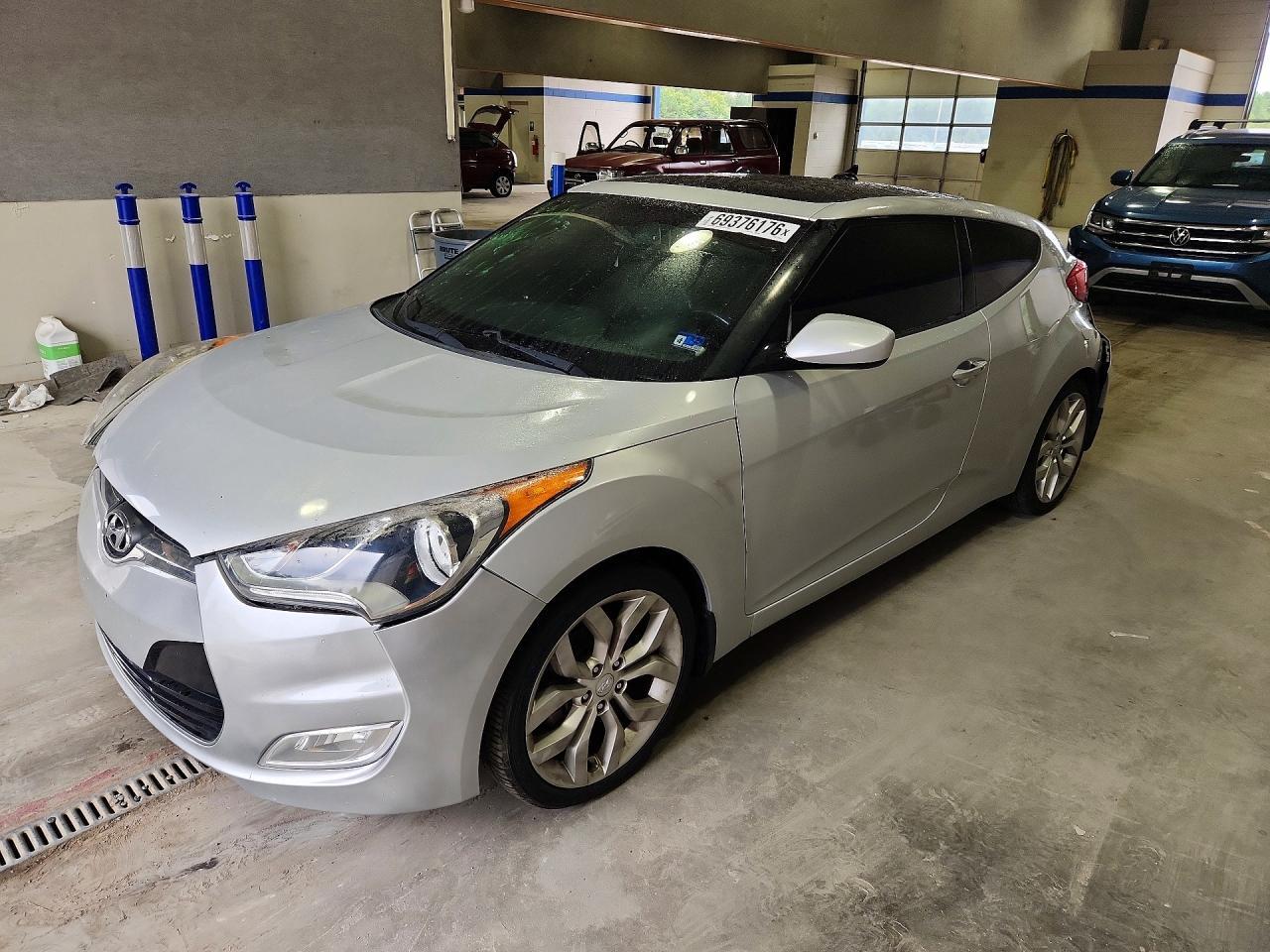 2016 Hyundai Veloster Base