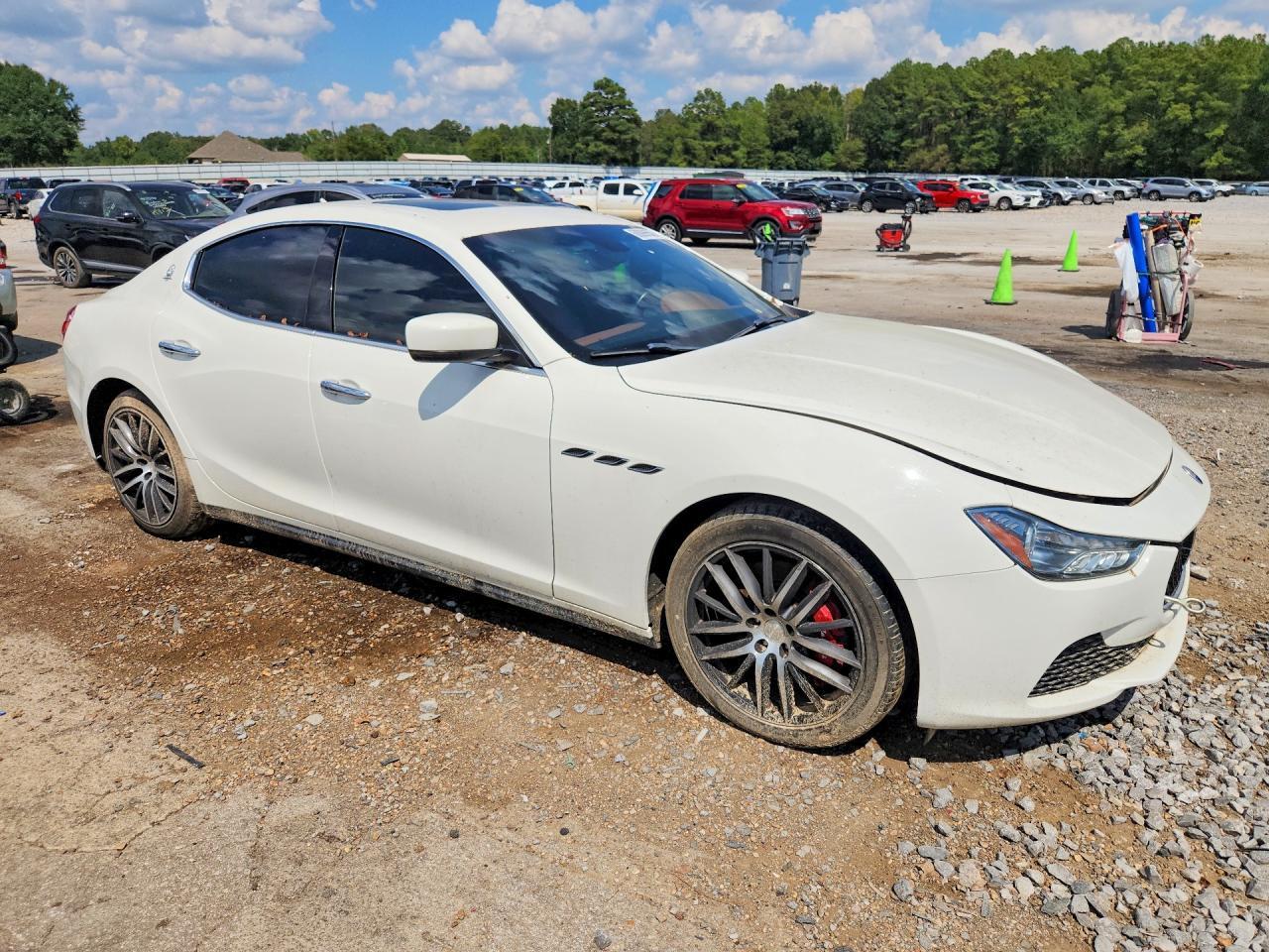 2016 Maserati Ghibli S - Image 4