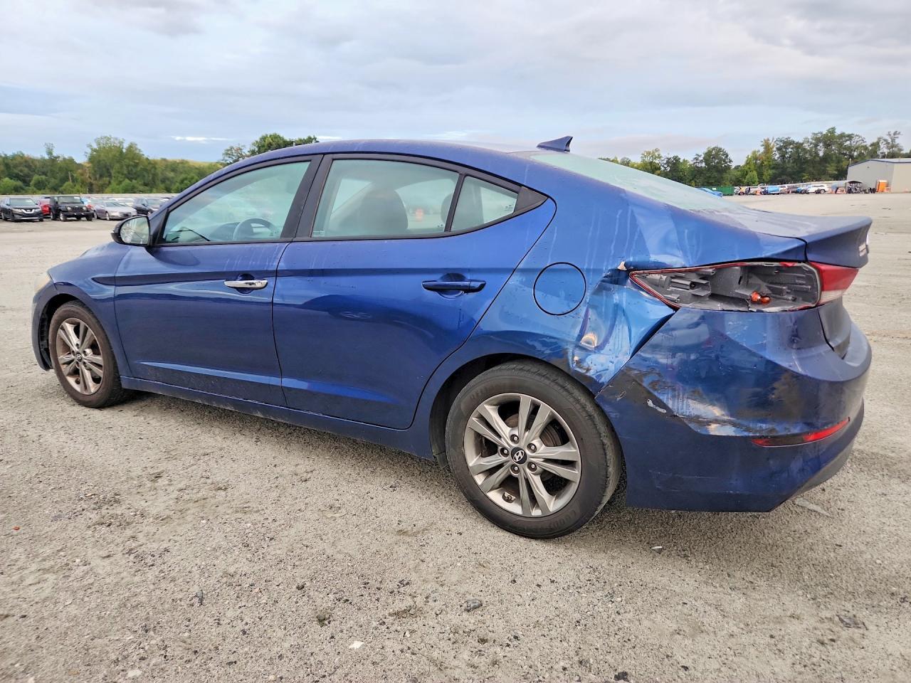 2017 Hyundai Elantra Value Edition - Фото 2