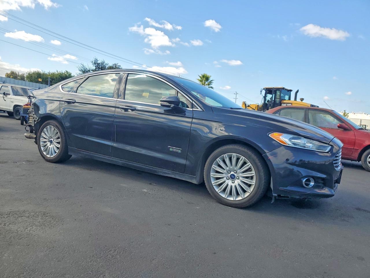 2013 Ford Fusion Titanium Phev - Фото 4