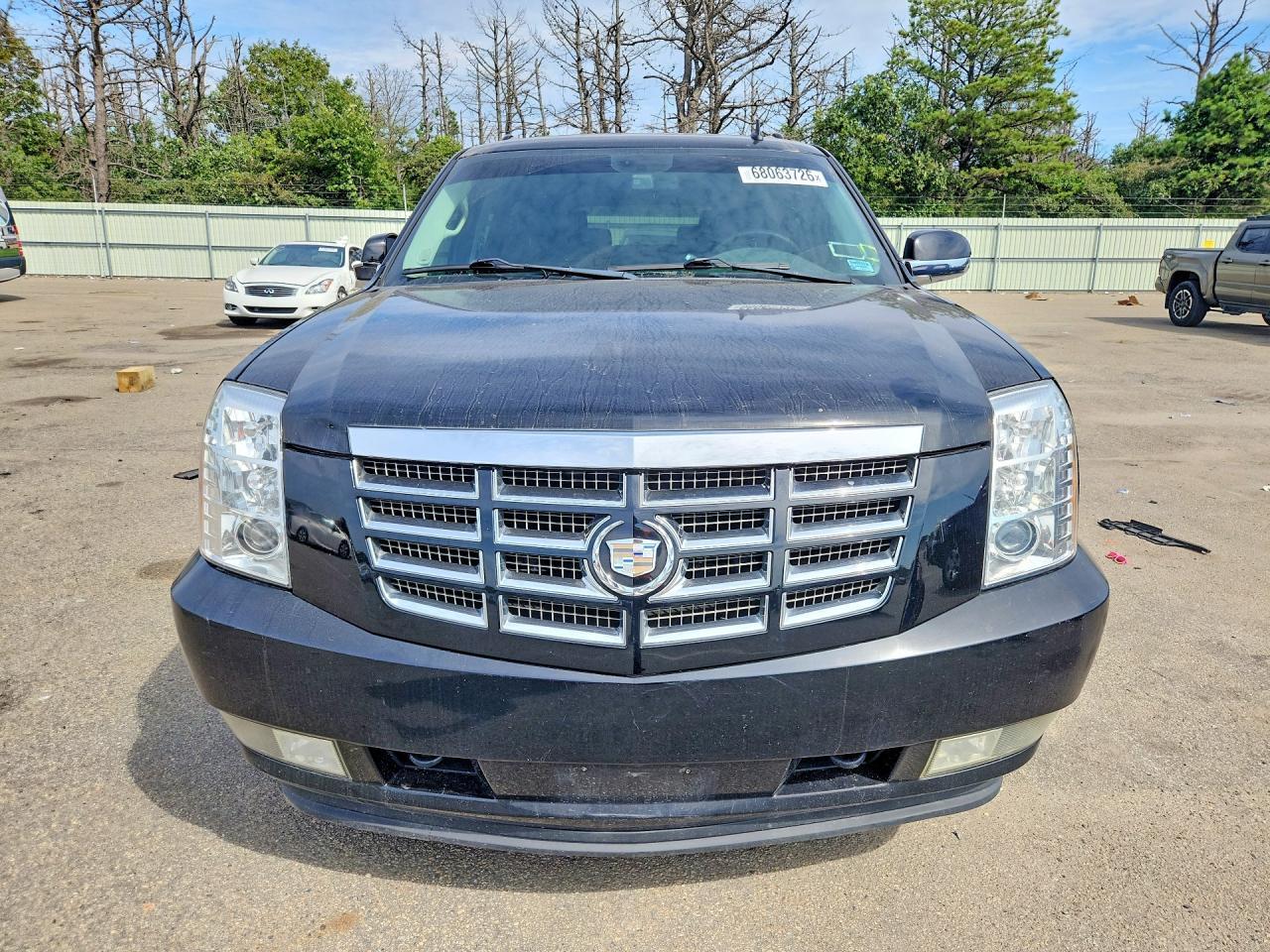 2008 Cadi Escalade - Фото 5