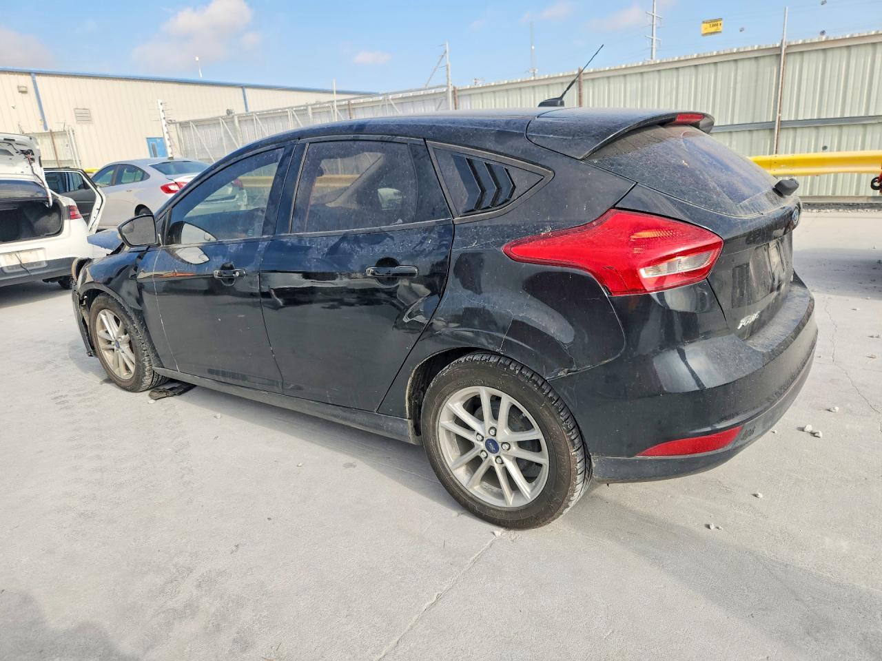 2016 Ford Focus Se - Фото 2