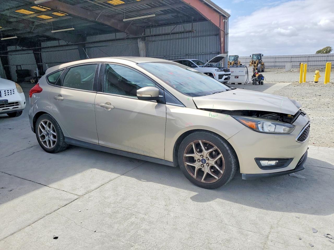 2015 Ford Focus Se - Image 4