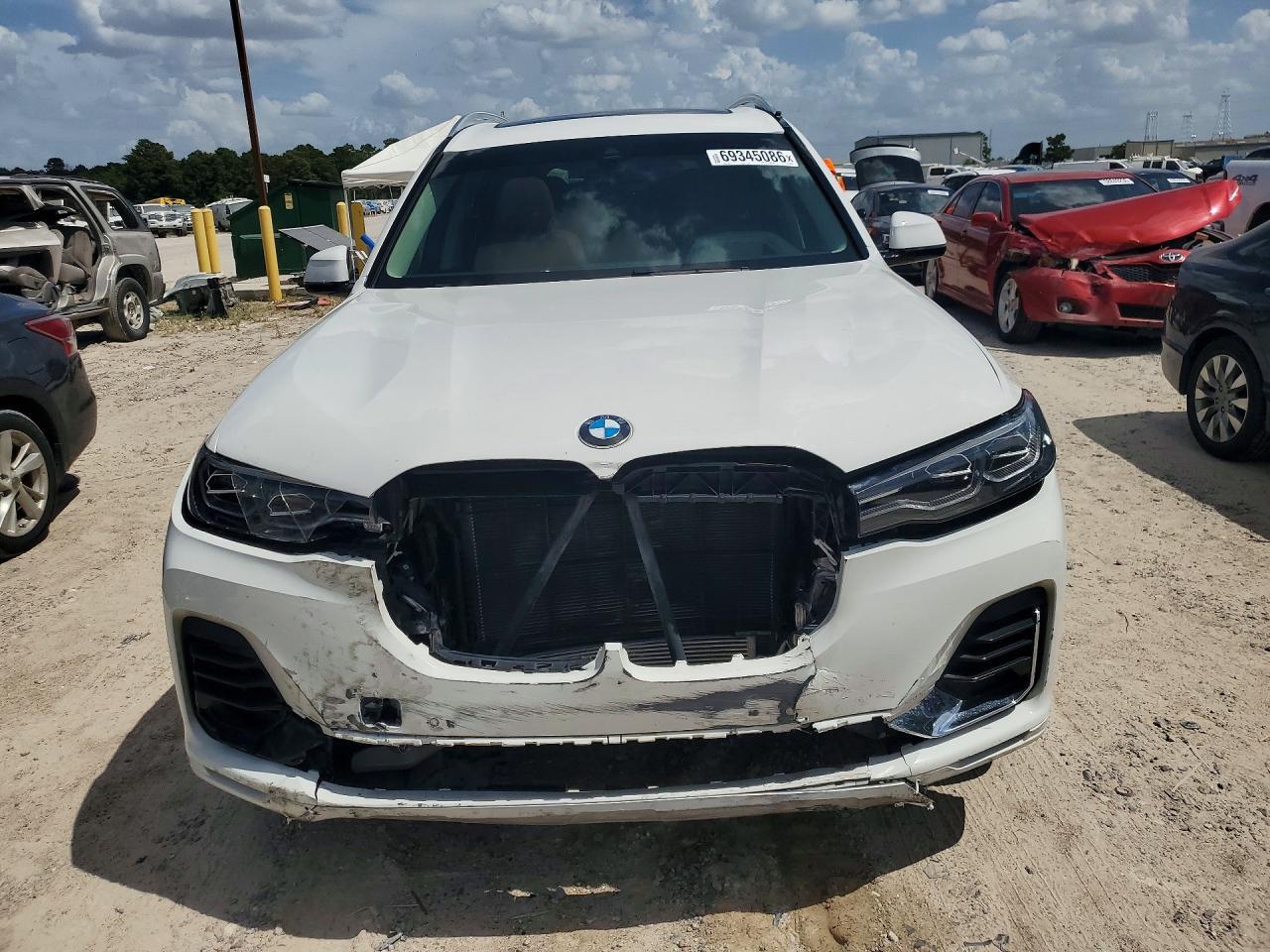 2019 BMW X7 xDrive40I - Фото 5