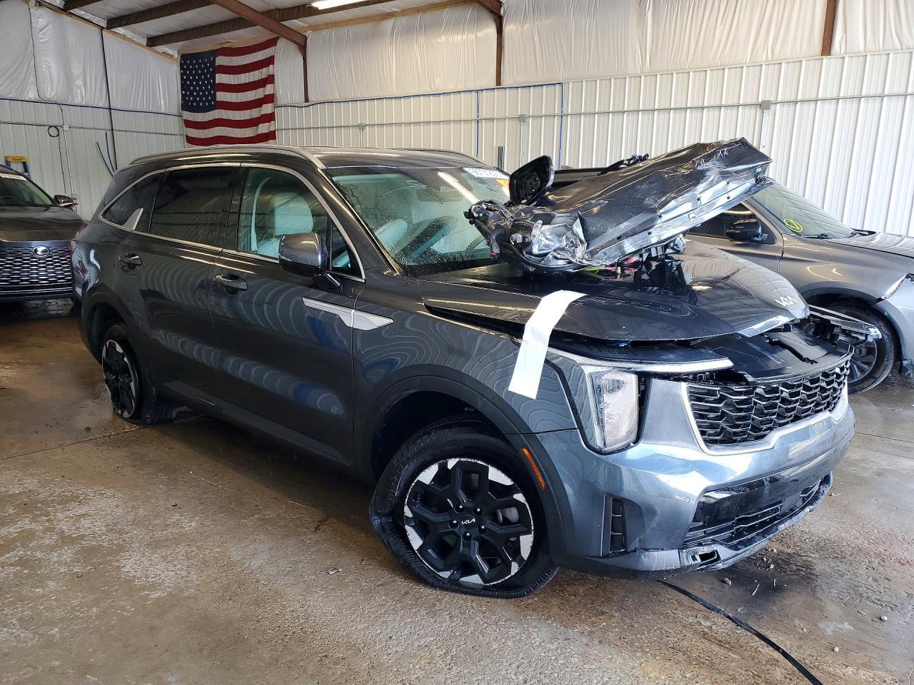 2024 Kia Sorento S - Фото 4