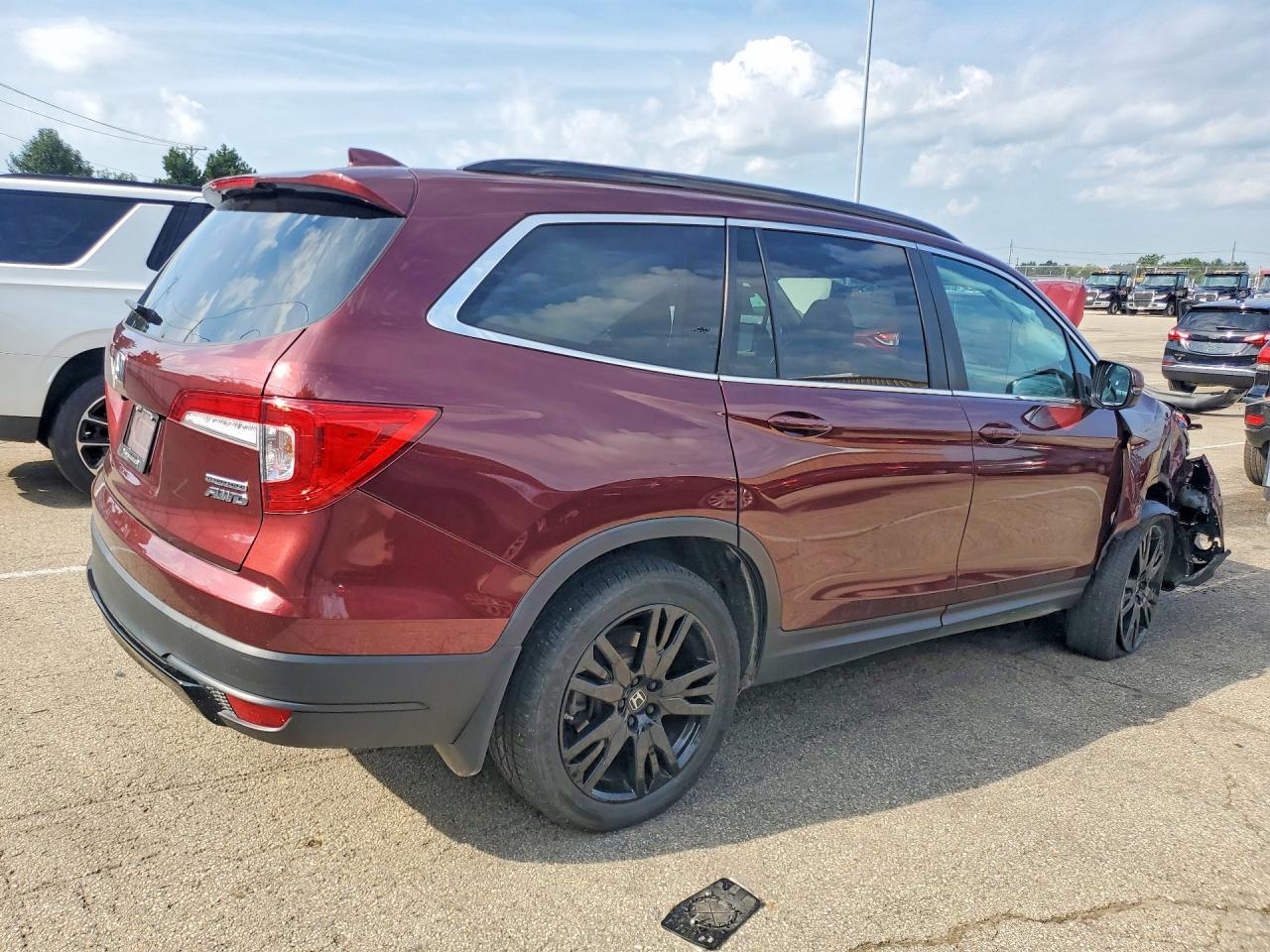 2022 Honda Pilot Se - Фото 3