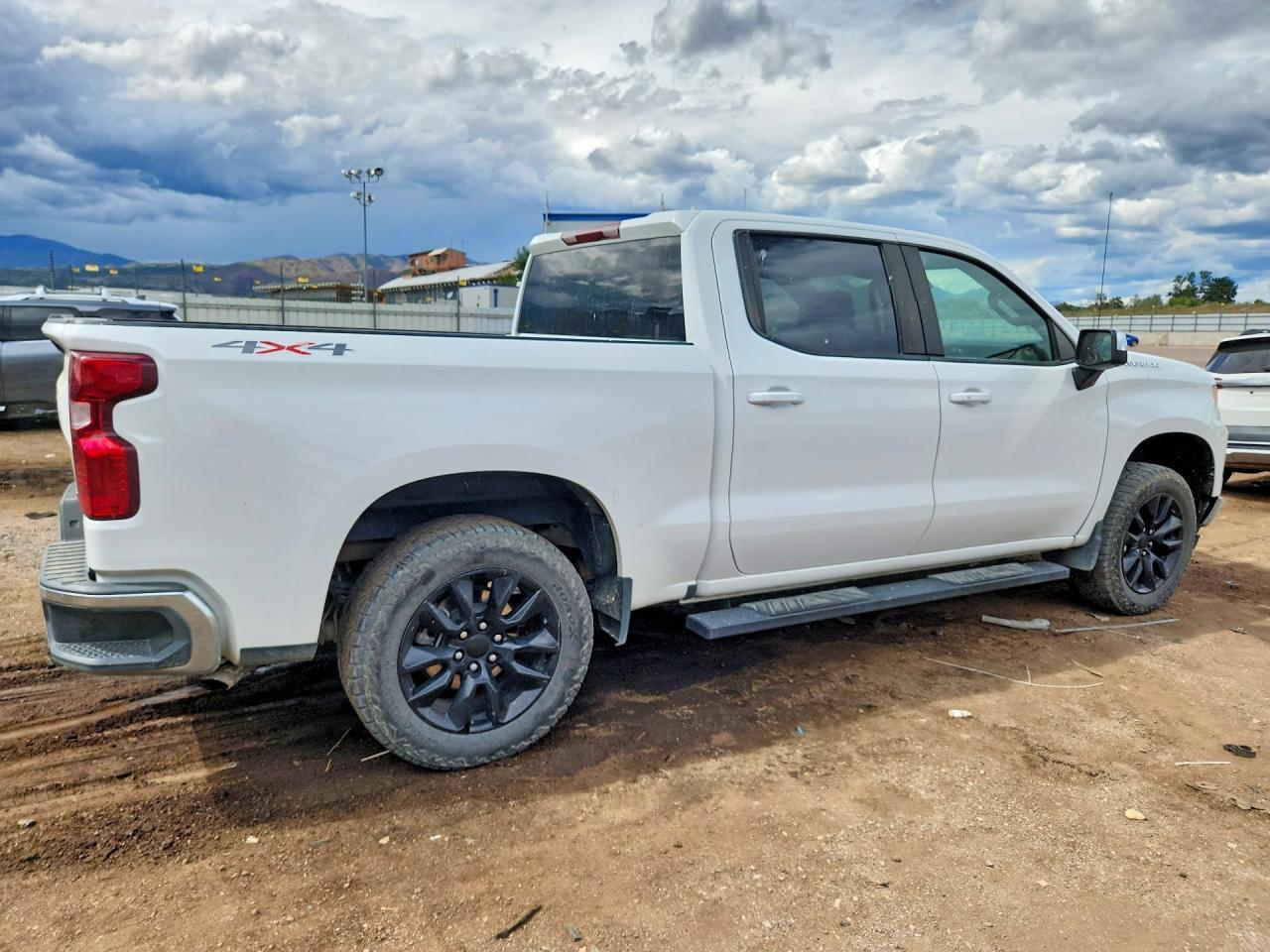 2023 Chevrolet Silverado K1500 Lt - Фото 3