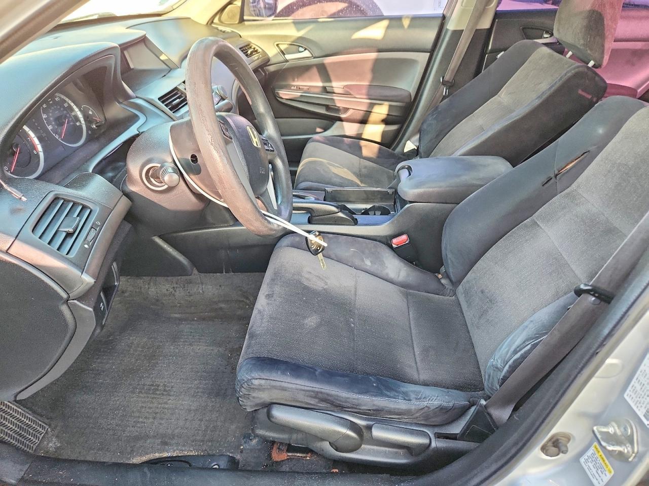 2010 Honda Accord Lx - Фото 7