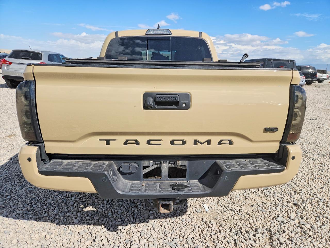 2017 Toyota Tacoma Trd Off-Road - Image 6