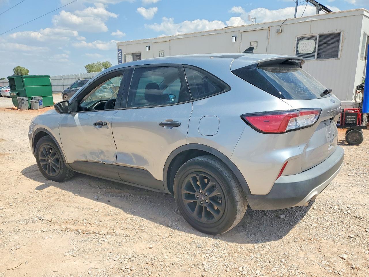 2022 Ford Escape S - Фото 2