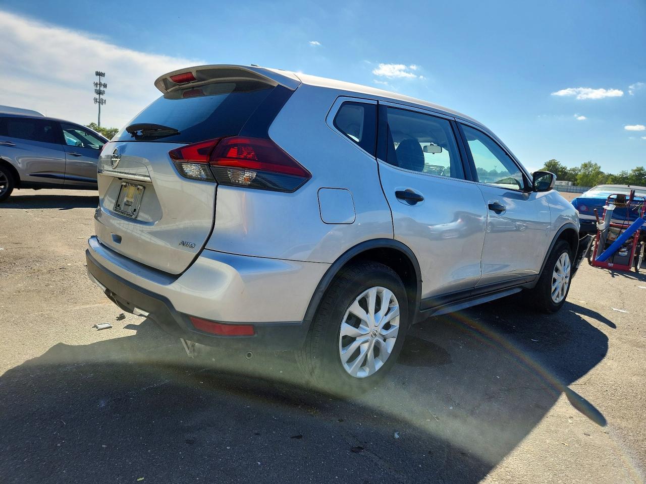 2020 Nissan Rogue S - Image 3