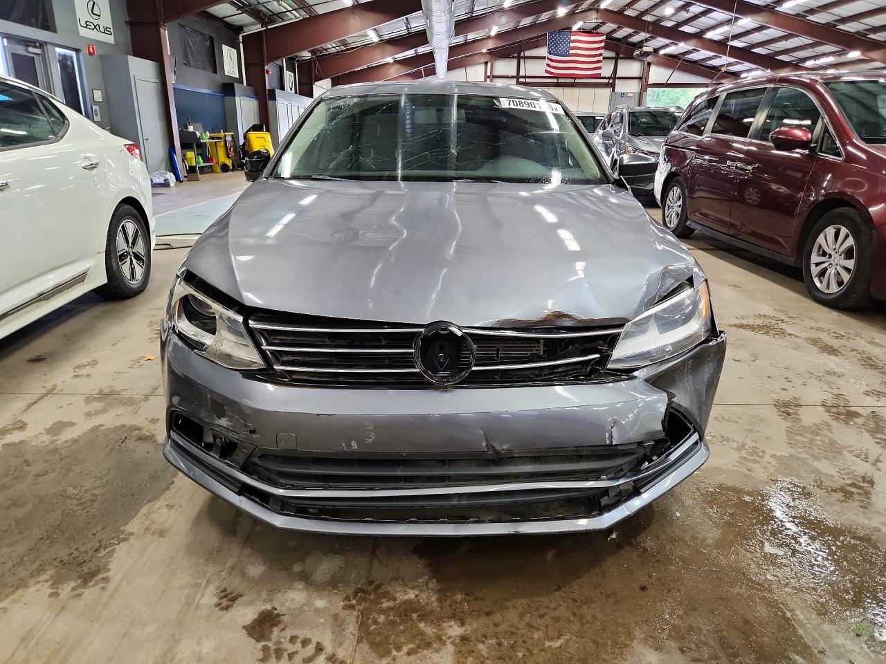 2016 Volkswagen Jetta S - Image 5