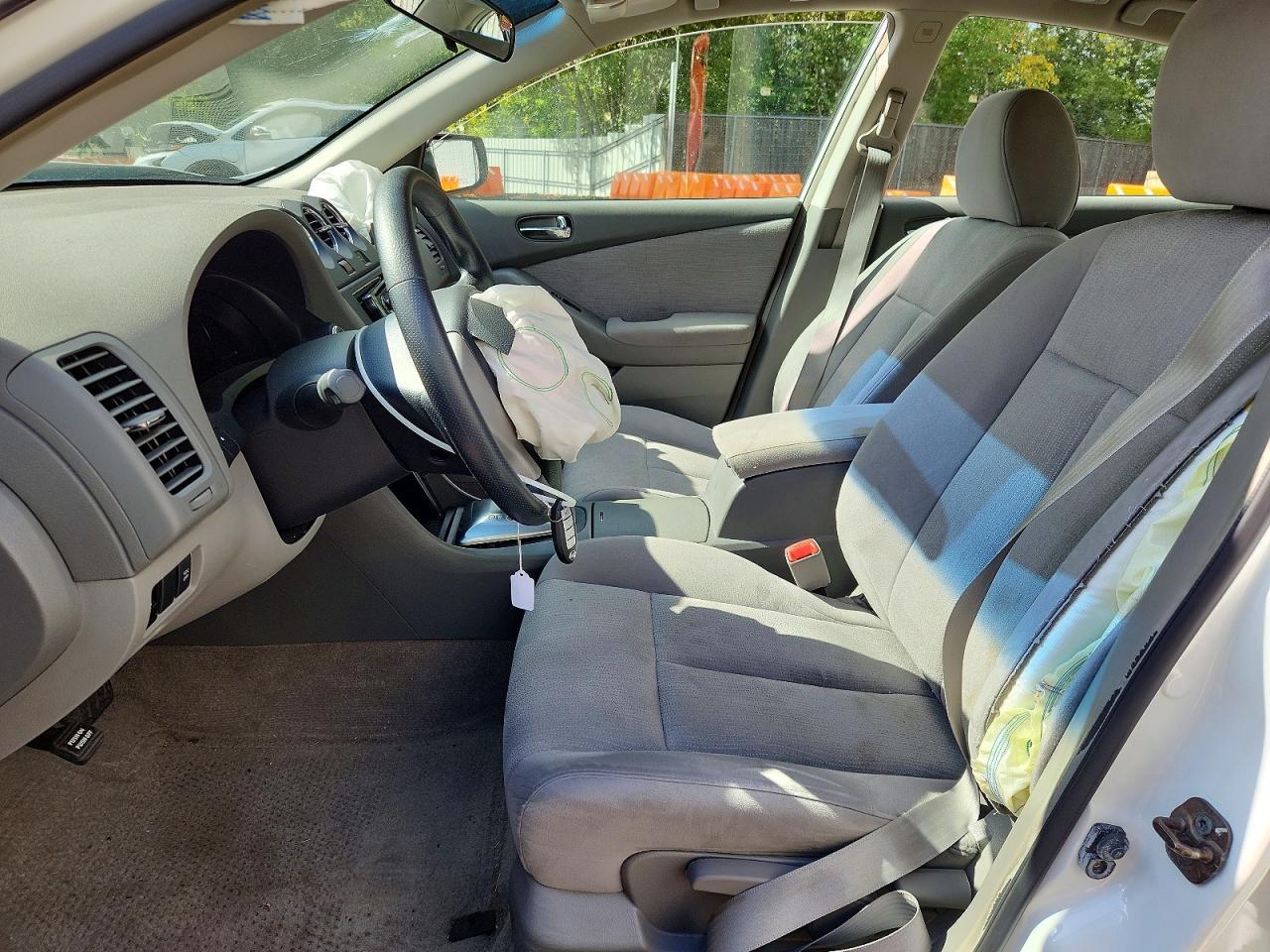 2010 Nissan Altima 2.5 - Фото 7