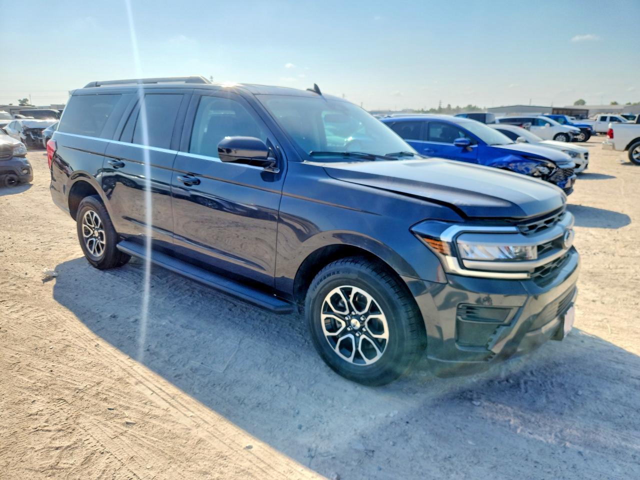2024 Ford Expedition Max Xlt - Image 4