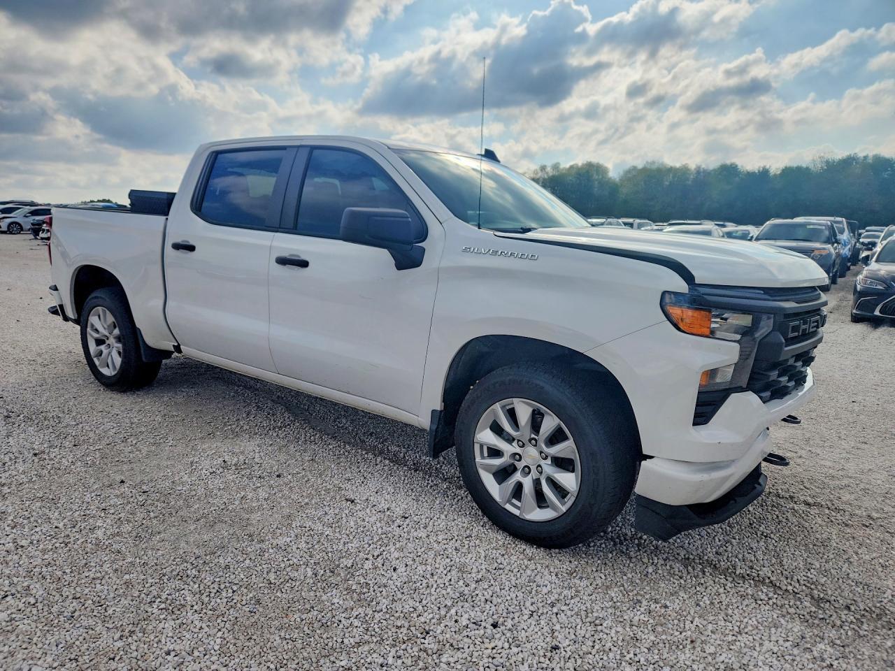 2024 Chevrolet Silverado C1500 Custom - Image 4
