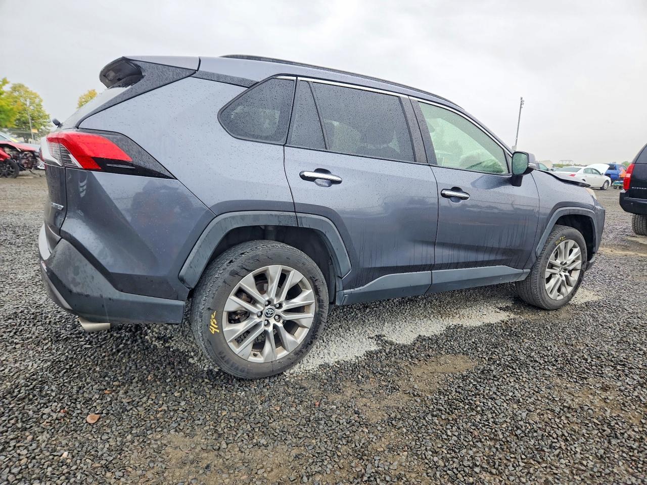 2021 Toyota Rav4 Limited - Фото 3