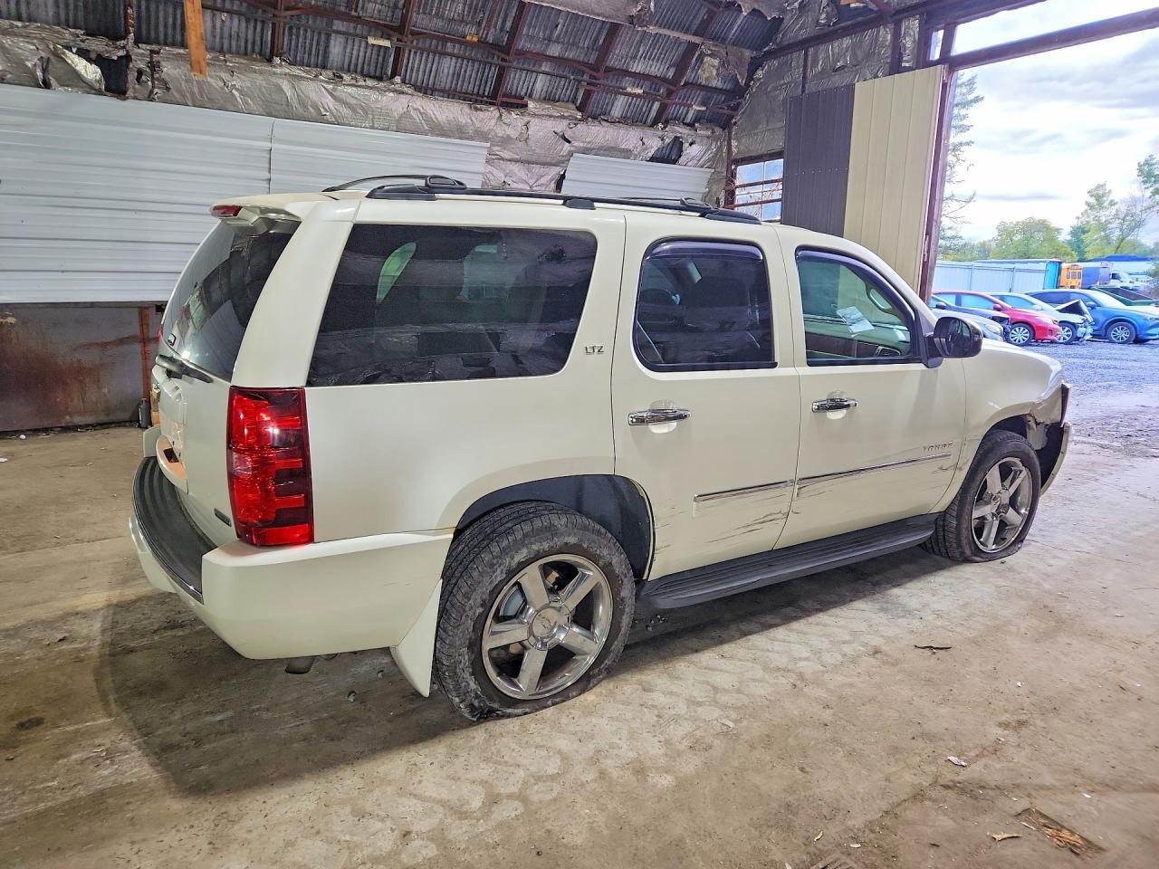2011 Chevrolet Tahoe K1500 Ltz - Фото 3