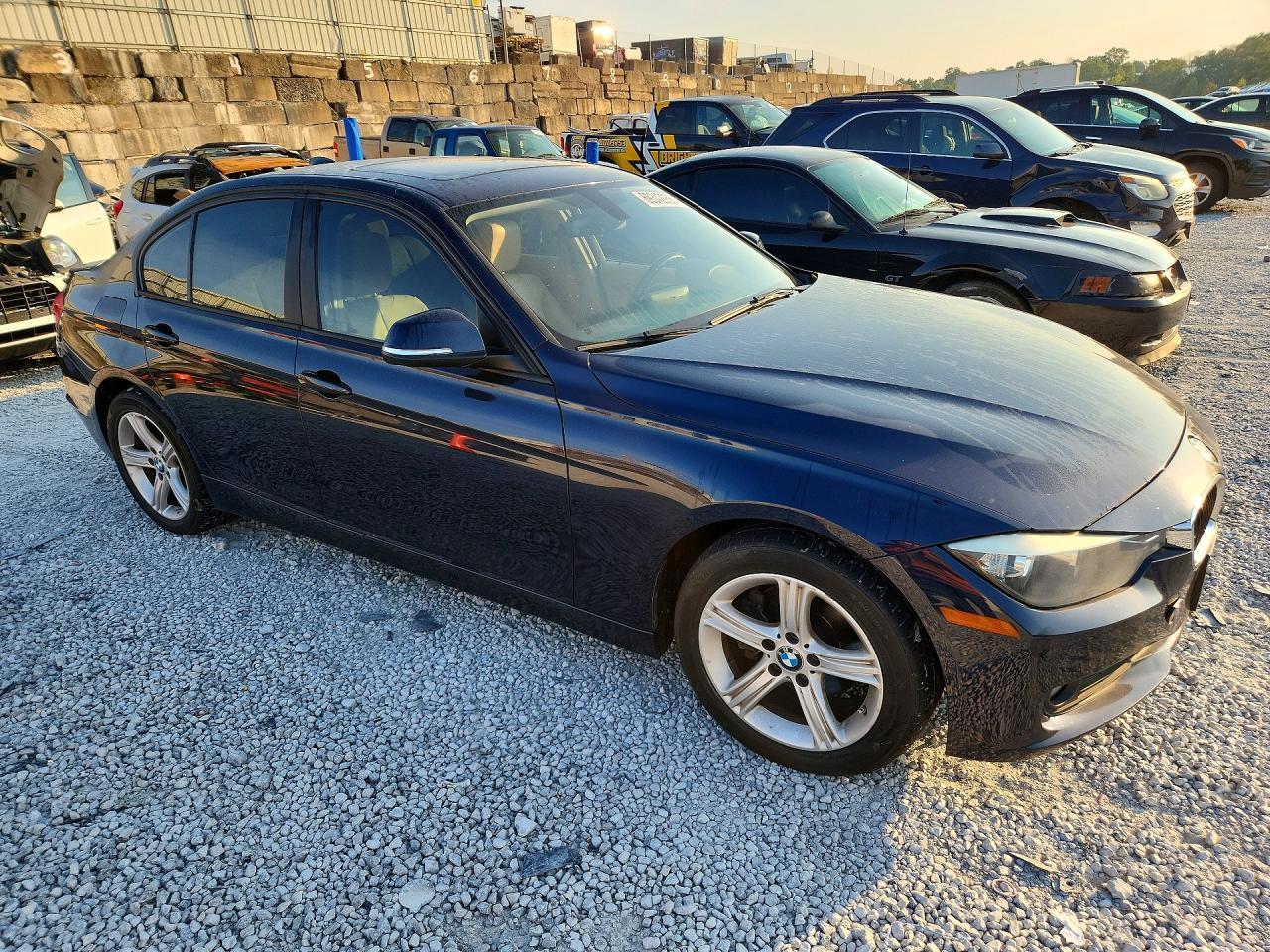 2014 BMW 320 I xDrive - Фото 4
