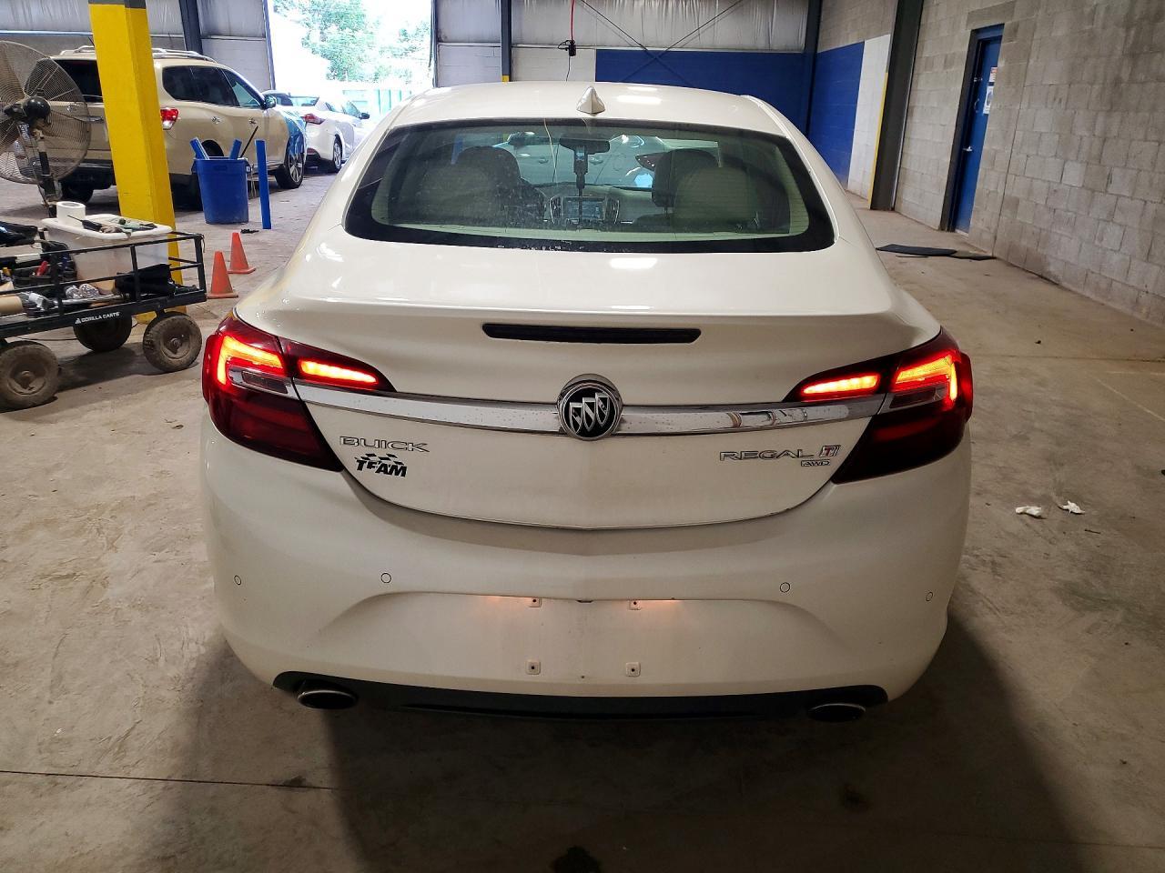 2015 Buick Regal Premium - Image 6