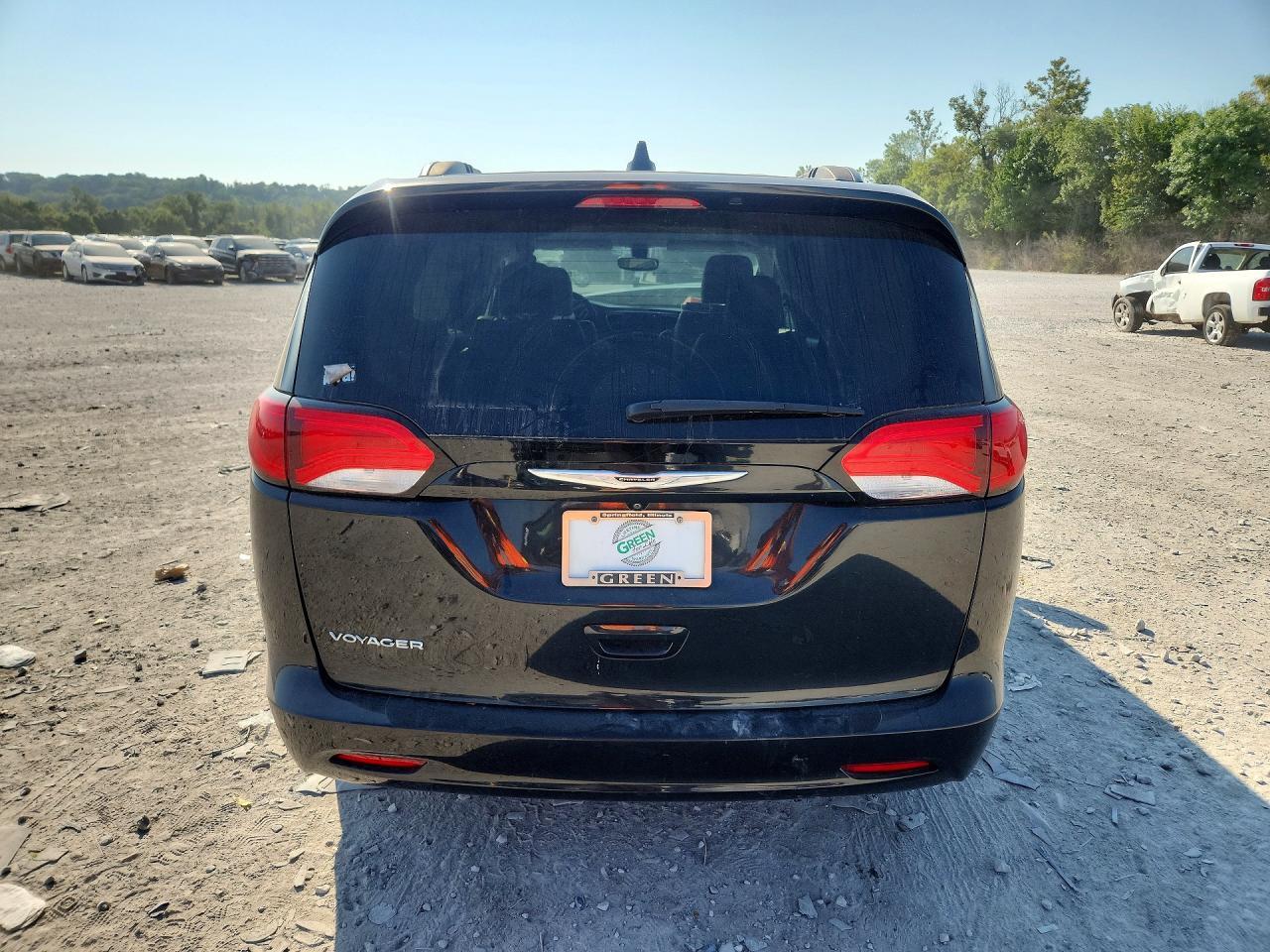 2021 Chrysler Voyager Lxi - Image 6