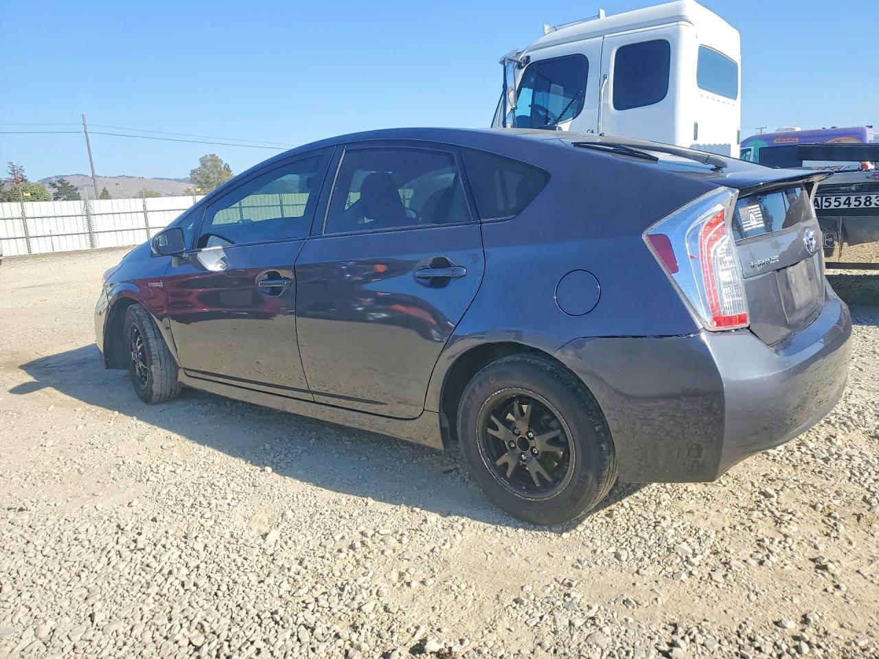 2013 Toyota Prius Four - Image 2