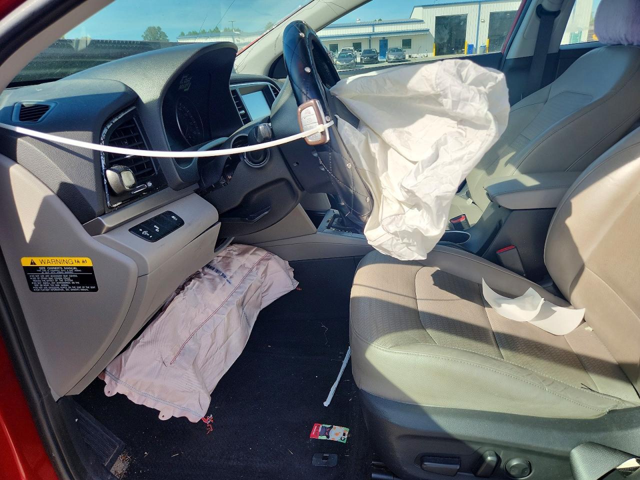 2017 Hyundai Elantra Limited - Image 7