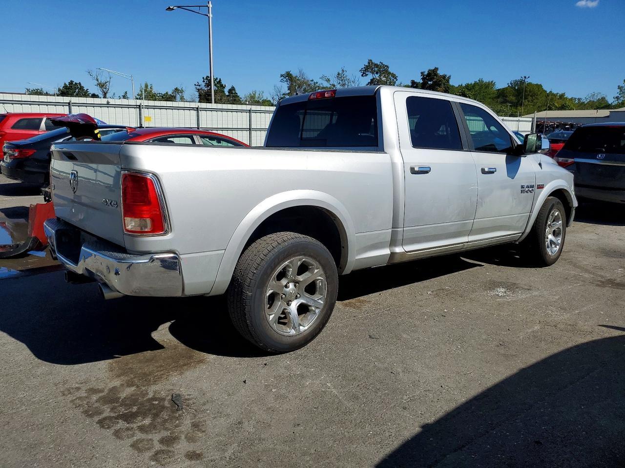2014 Ram 1500 Laramie - Фото 3