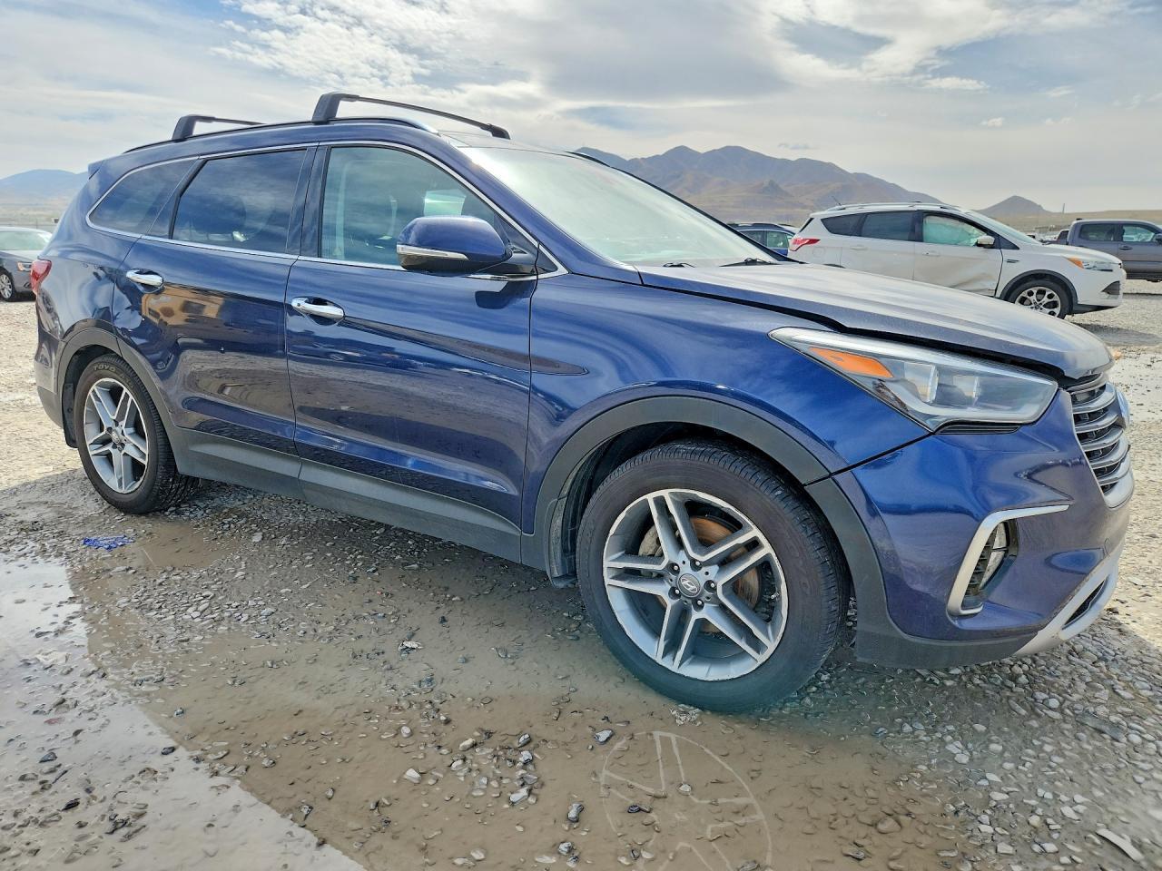 2017 Hyundai Santa Fe Se Ultimate - Image 4