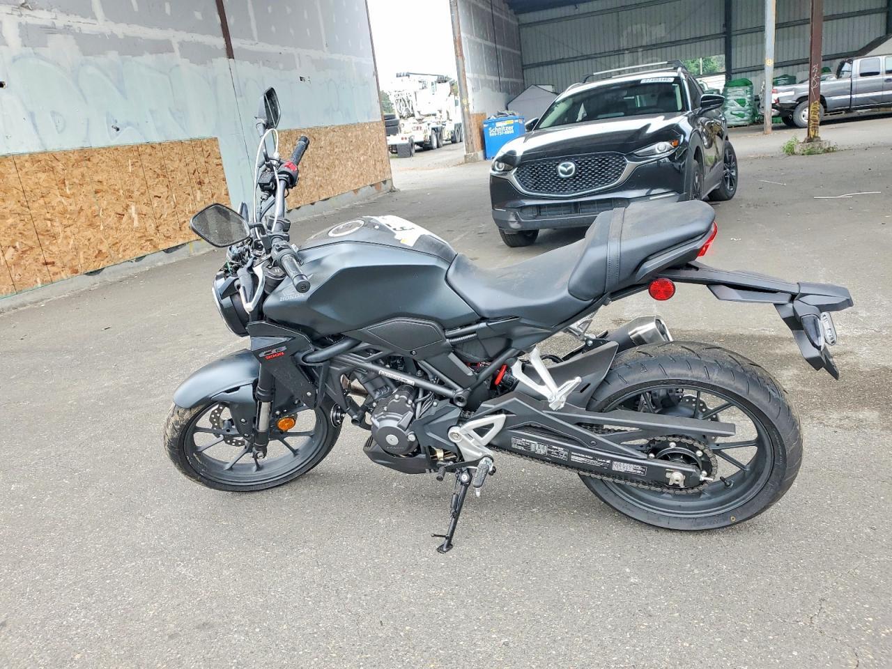 2025 Honda Cbf300 Na - Фото 3