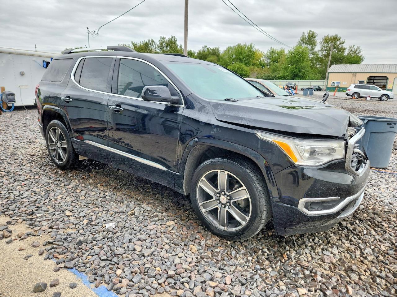 2018 GMC Acadia Denali - Image 4