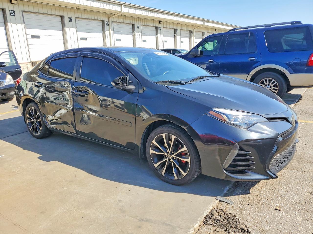 2018 Toyota Corolla Se - Фото 4