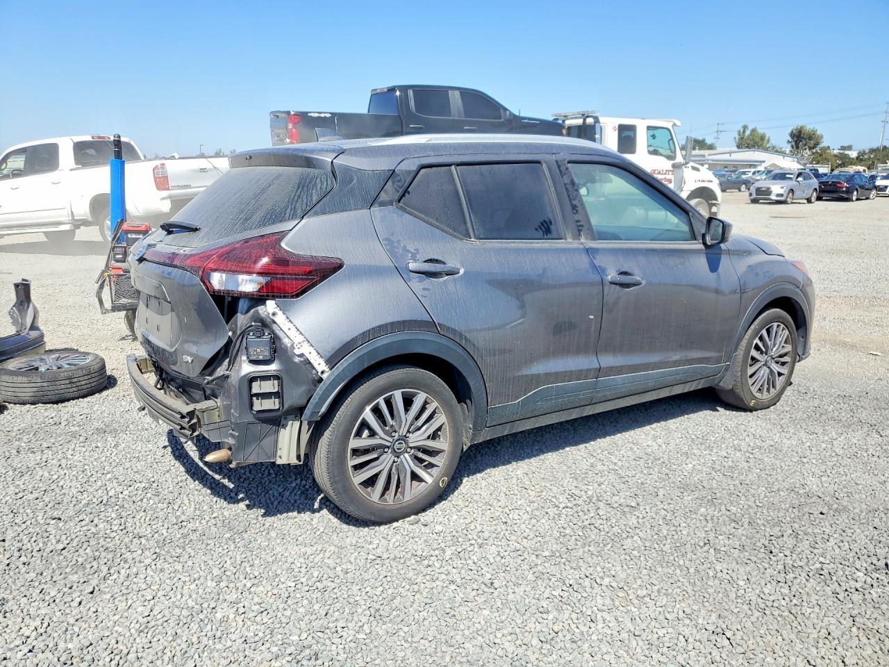 2021 Nissan Kicks Sv - Фото 3