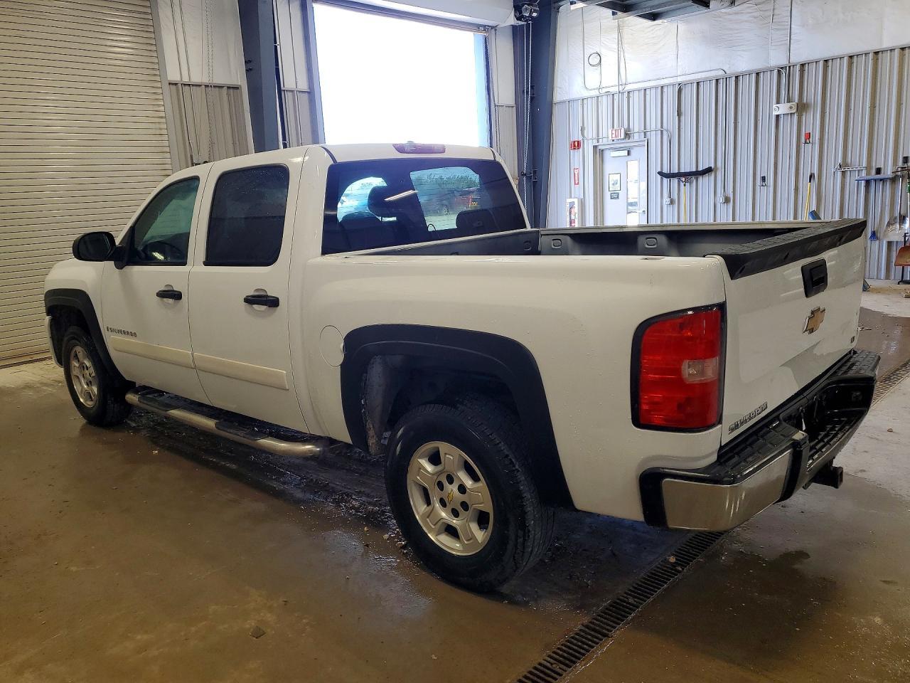 2007 Chevrolet Silverado K1500 Crew Cab - Фото 2