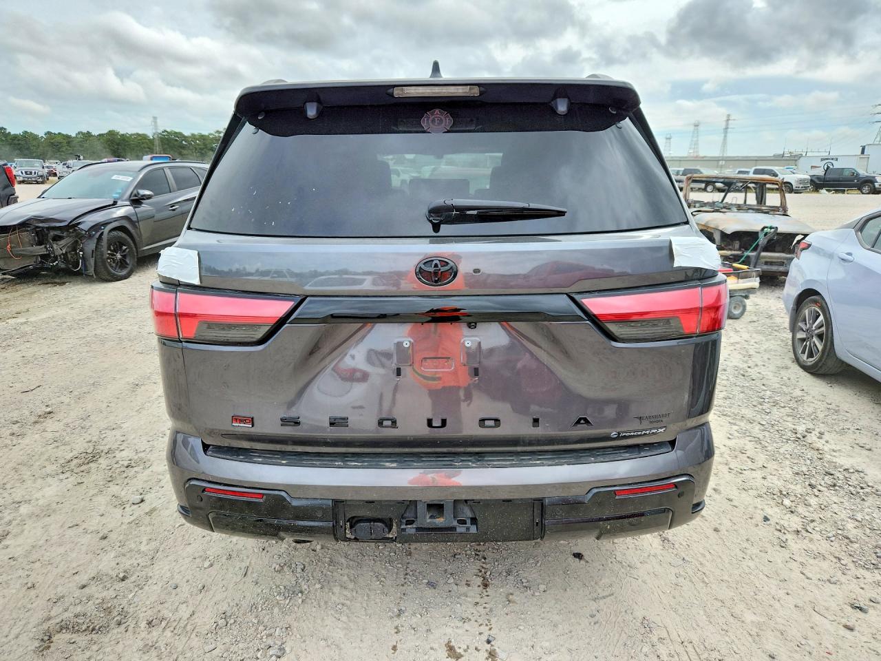2026 Toyota Sequoia Platinum - Фото 6