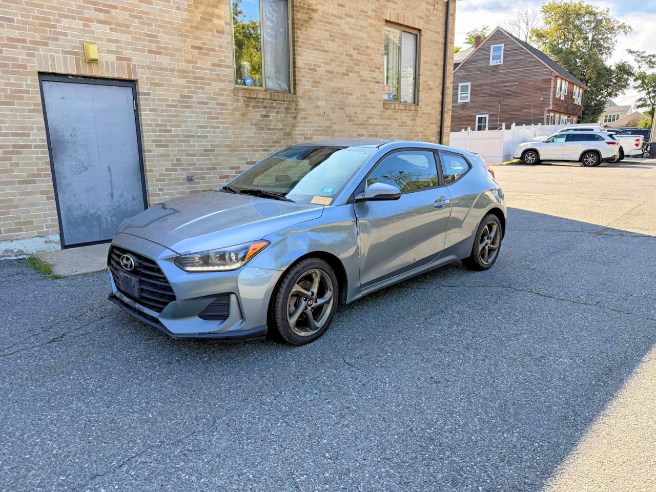 2019 Hyundai Veloster 2.0L - Image 2