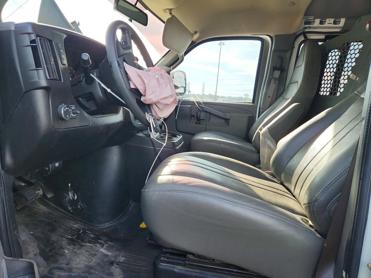 2022 Chevrolet Express G2500 - Image 7