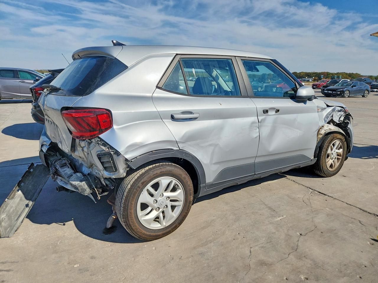 2021 Hyundai Venue Se - Фото 3