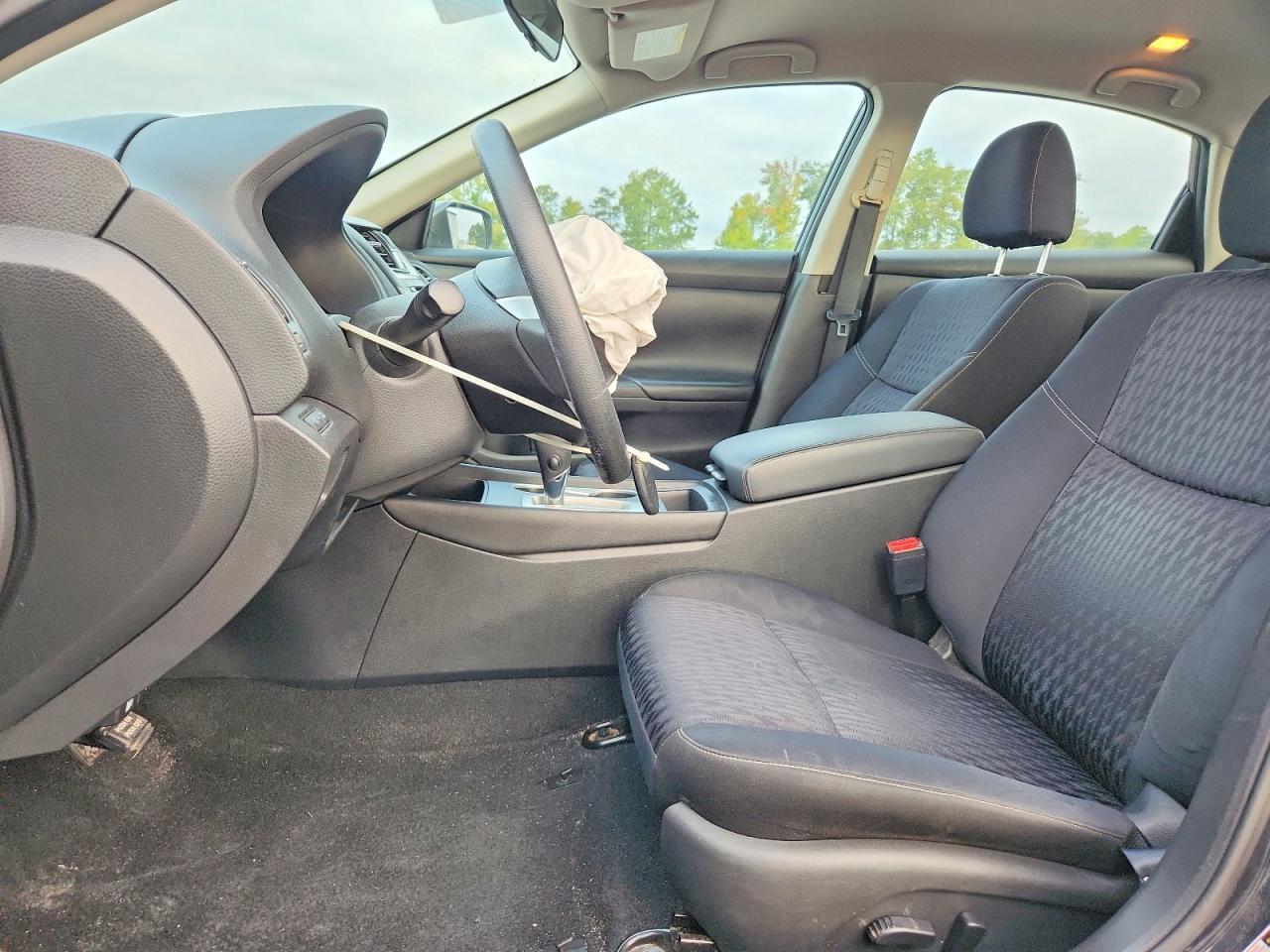 2017 Nissan Altima 2.5 S - Image 7