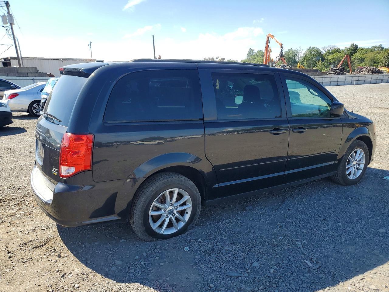 2016 Dodge Grand Caravan Sxt - Image 3