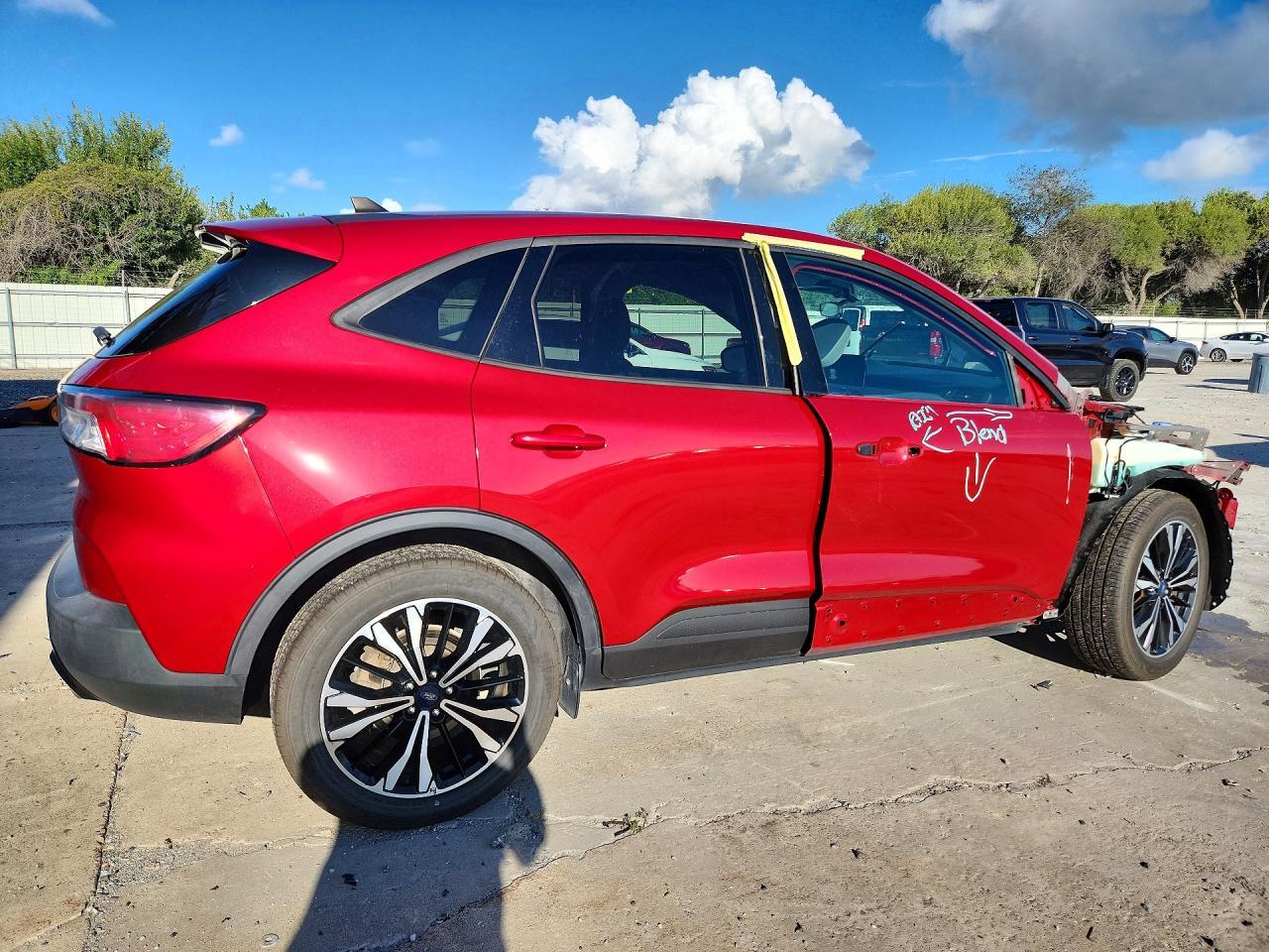 2022 Ford Escape Se - Image 3