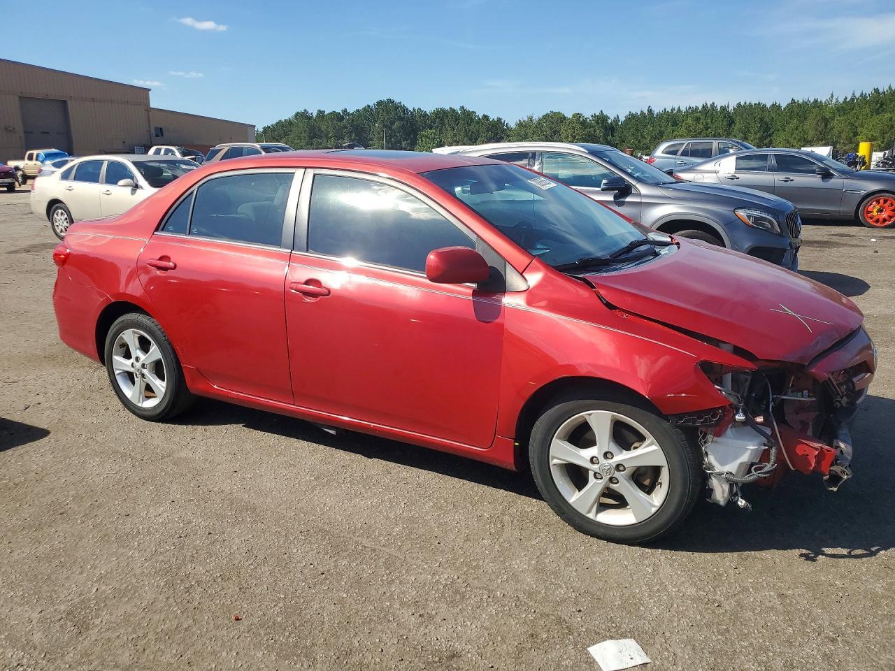 2013 Toyota Corolla Le - Фото 4