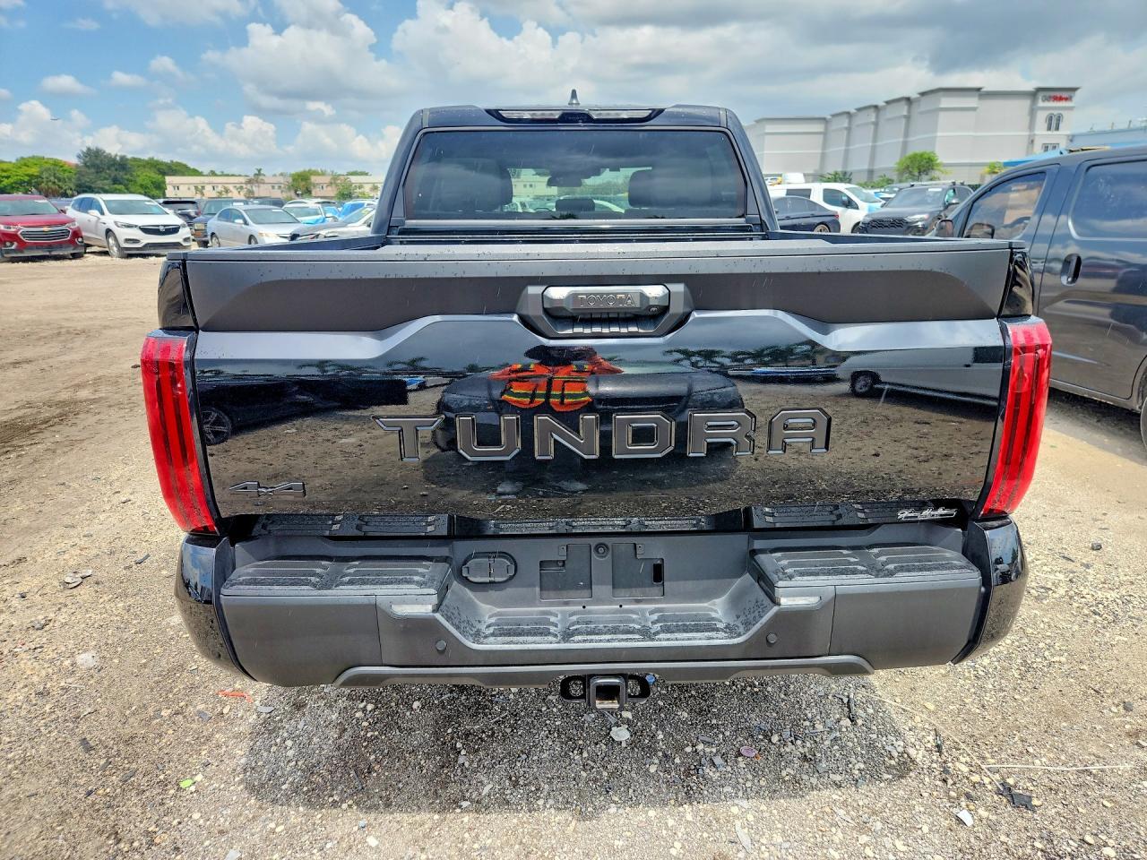 2024 Toyota Tundra Sr5 - Image 6