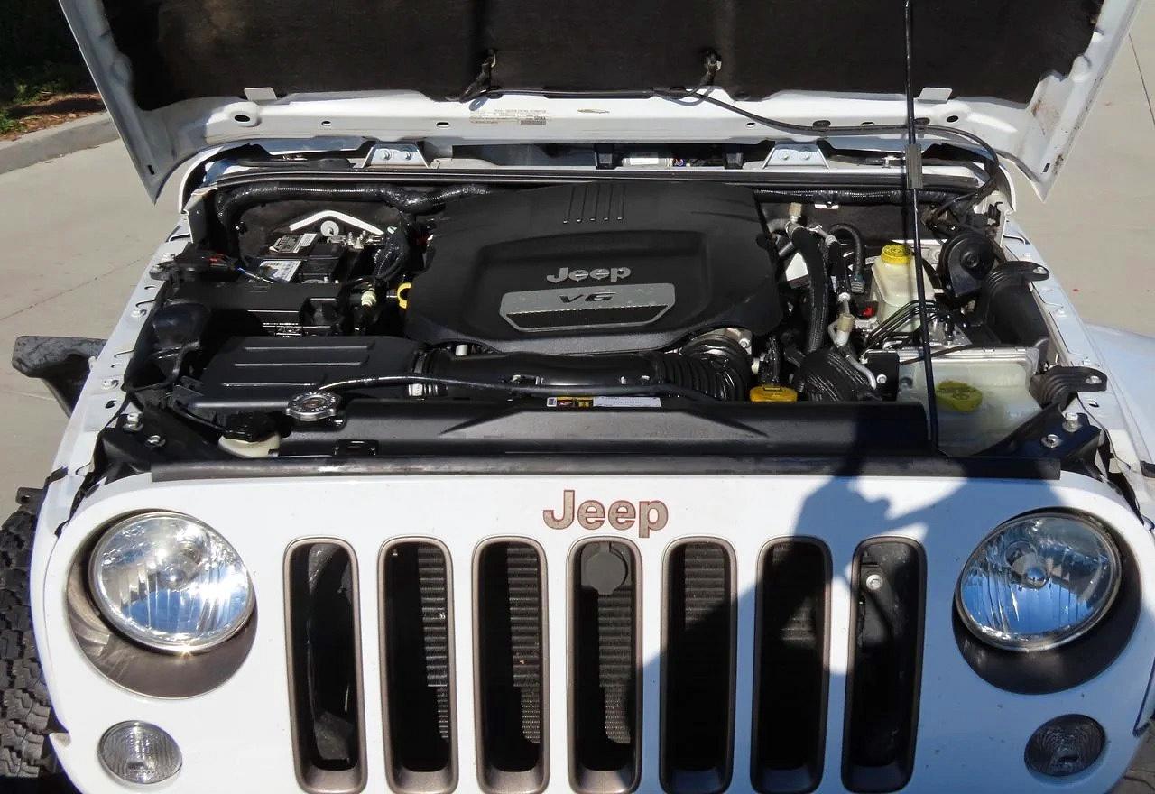 2016 Jeep Wrangler Sahara - Фото 7