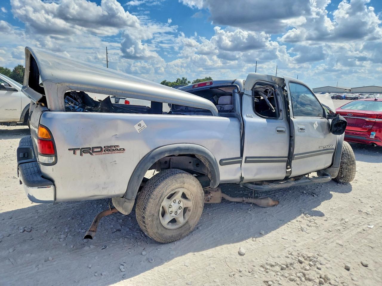 2002 Toyota Tundra Sr5 V8 - Image 3