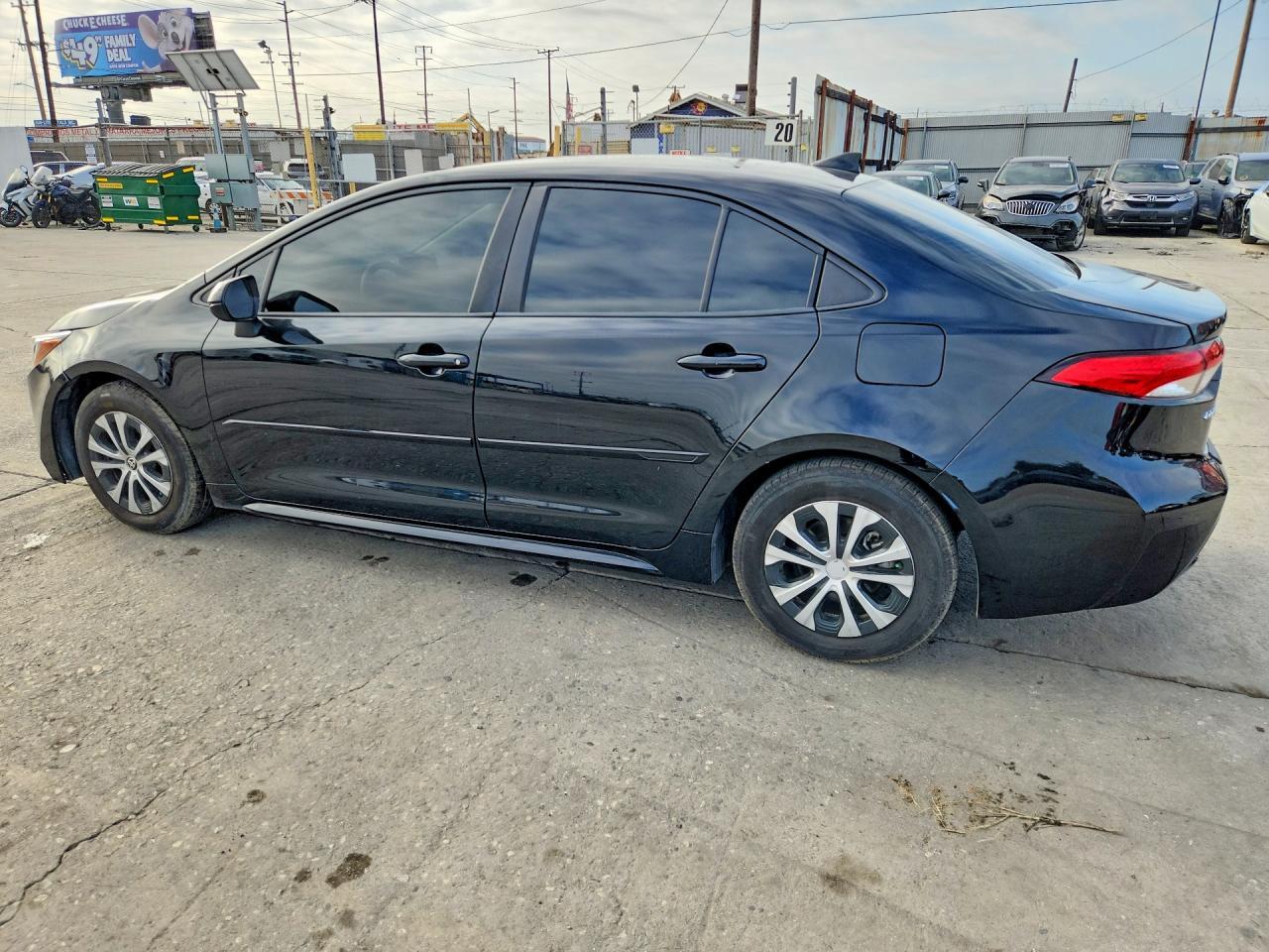 2022 Toyota Corolla Le - Image 2