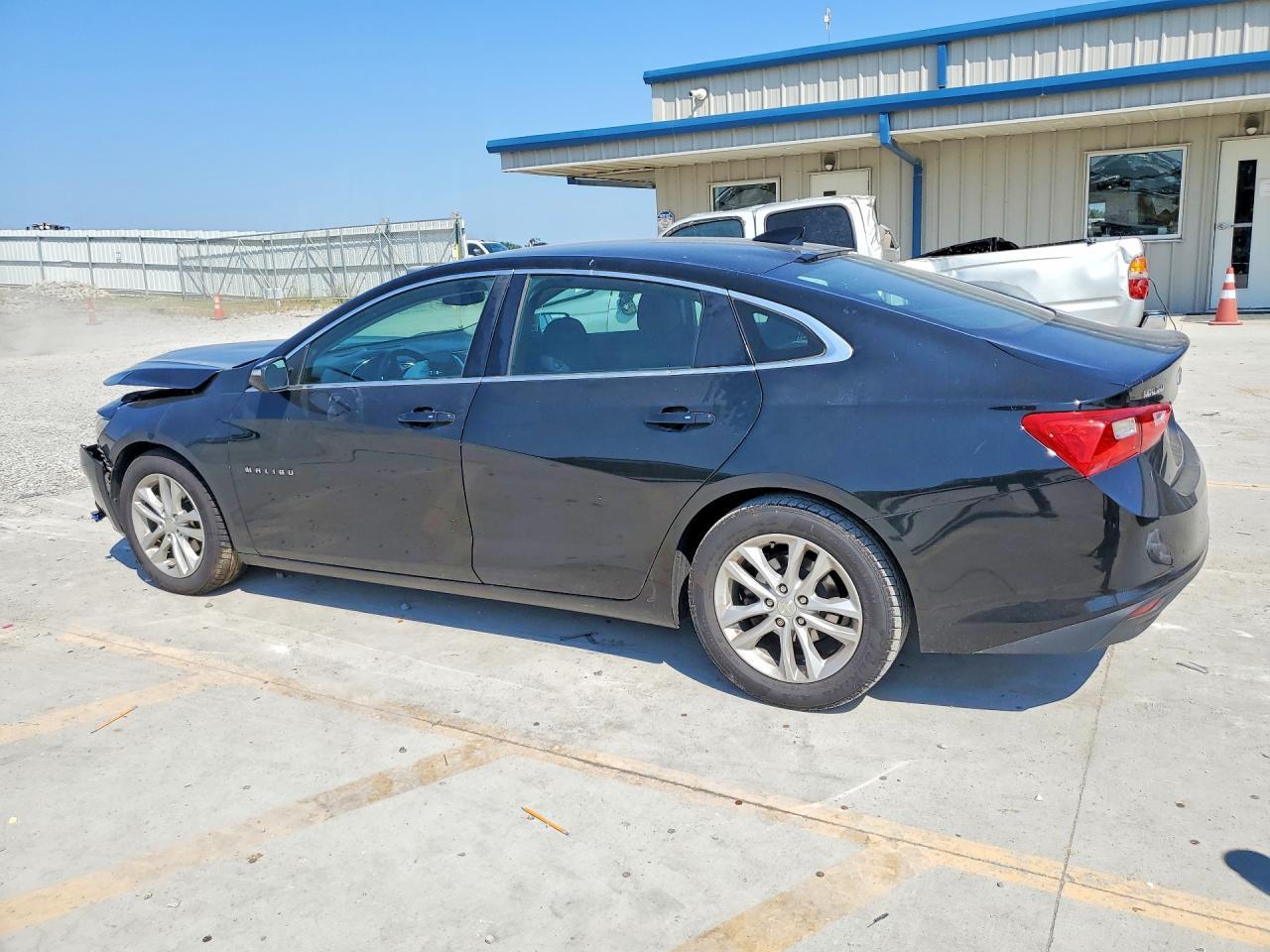 2018 Chevrolet Malibu Lt - Фото 2