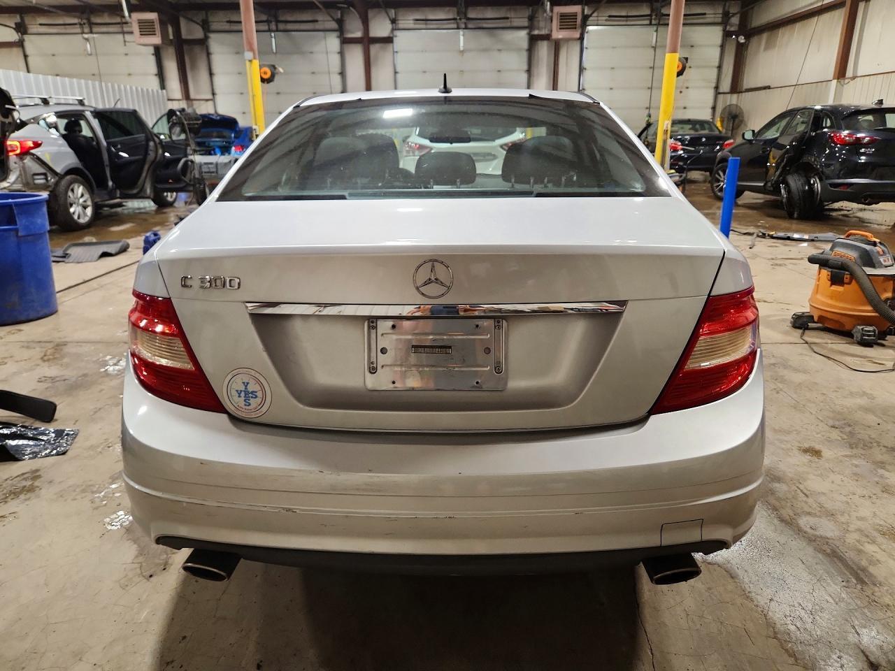 2009 Mercedes-Benz C 300 - Image 6