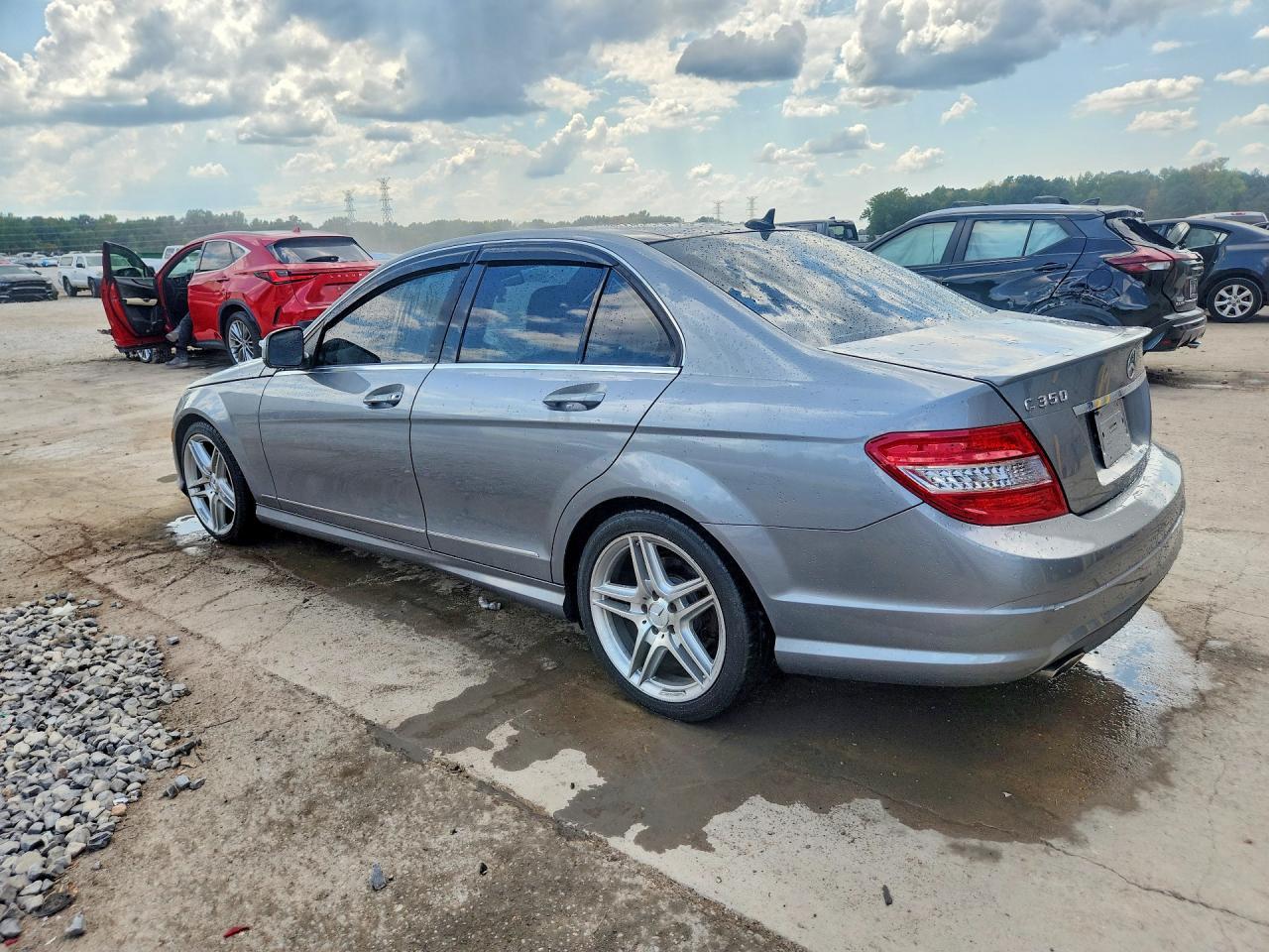 2009 Mercedes-Benz C 350 - Image 2
