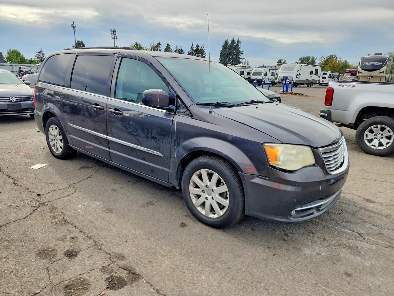 2016 Chrysler Town & Country Touring - Фото 4